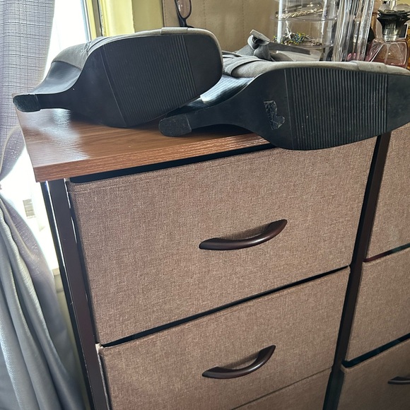 Boots - Picture 5 of 6